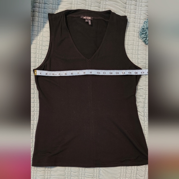 NIC+ZOE Black Soft Eaze Tank Size Medium - Picture 8 of 8